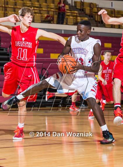Thumbnail 2 in Grapevine Faith Christian vs. Hirschi (Fantasy of Lights) photogallery.