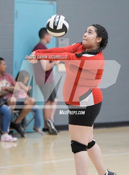 Thumbnail 2 in Greyhills Academy vs  San Miguel (Epic Tourneys Volleyball Invite) photogallery.