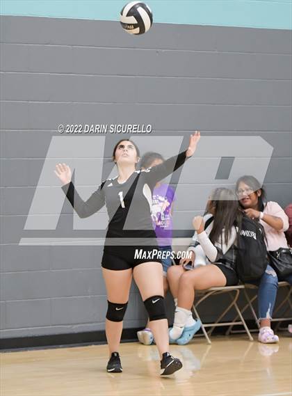Thumbnail 2 in Greyhills Academy vs  San Miguel (Epic Tourneys Volleyball Invite) photogallery.