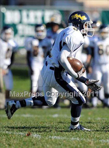 Thumbnail 3 in Mt. St. Michael @ Holy Trinity (CHSFL Class AAA Quarterfinal) photogallery.