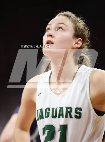 Thumbnail 3 in D'Evelyn vs. University (CHSAA 4A Semifinal) photogallery.