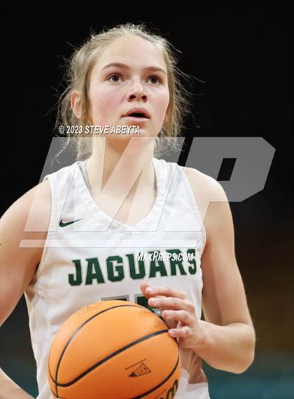 Thumbnail 2 in D'Evelyn vs. University (CHSAA 4A Semifinal) photogallery.