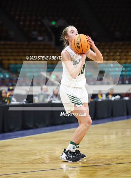 Thumbnail 2 in D'Evelyn vs. University (CHSAA 4A Semifinal) photogallery.