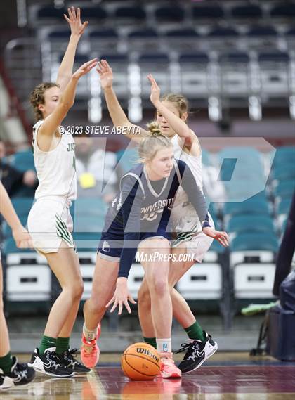 Thumbnail 3 in D'Evelyn vs. University (CHSAA 4A Semifinal) photogallery.