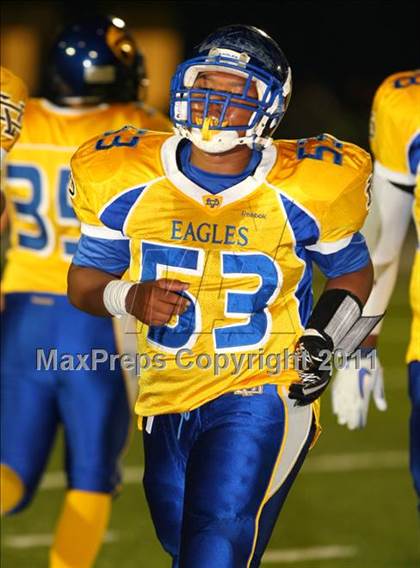 Thumbnail 1 in Verbum Dei vs. Bosco Tech photogallery.