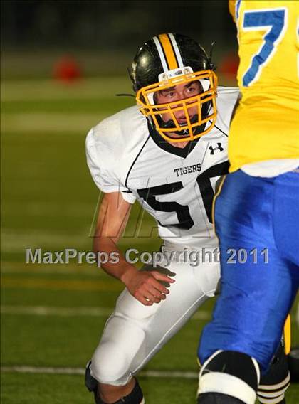 Thumbnail 3 in Verbum Dei vs. Bosco Tech photogallery.