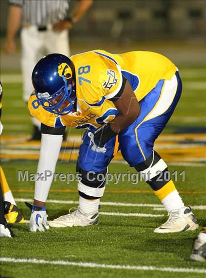 Thumbnail 1 in Verbum Dei vs. Bosco Tech photogallery.