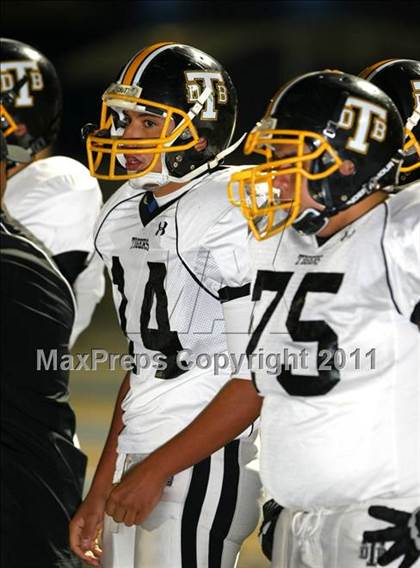Thumbnail 3 in Verbum Dei vs. Bosco Tech photogallery.