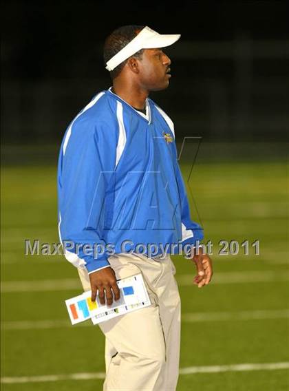 Thumbnail 2 in Verbum Dei vs. Bosco Tech photogallery.