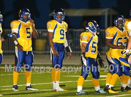 Thumbnail 2 in Verbum Dei vs. Bosco Tech photogallery.