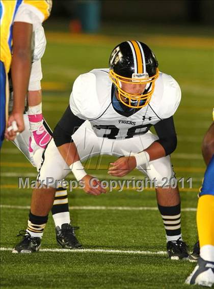 Thumbnail 3 in Verbum Dei vs. Bosco Tech photogallery.