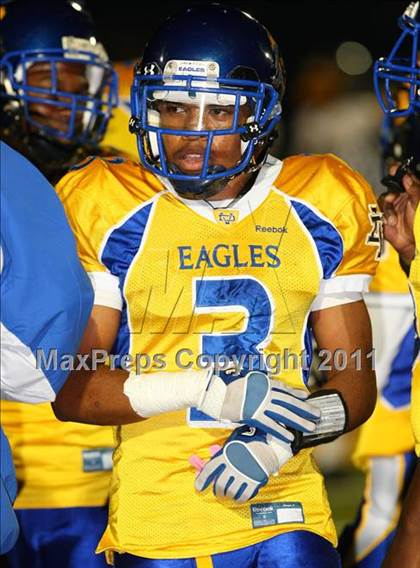 Thumbnail 2 in Verbum Dei vs. Bosco Tech photogallery.
