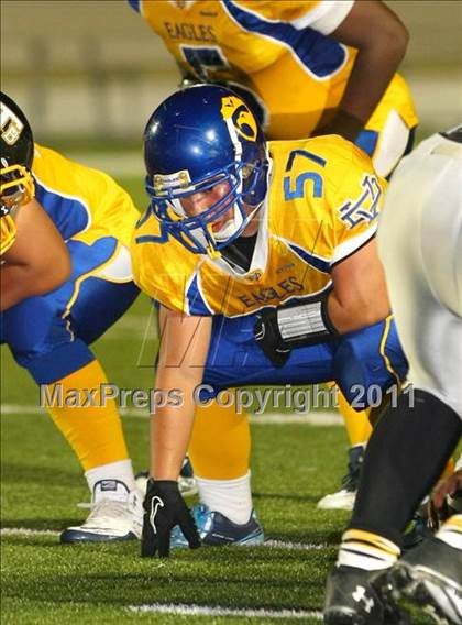 Thumbnail 2 in Verbum Dei vs. Bosco Tech photogallery.