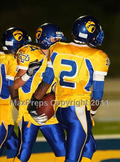 Thumbnail 3 in Verbum Dei vs. Bosco Tech photogallery.