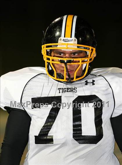 Thumbnail 3 in Verbum Dei vs. Bosco Tech photogallery.