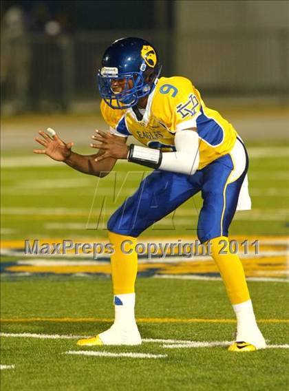 Thumbnail 3 in Verbum Dei vs. Bosco Tech photogallery.