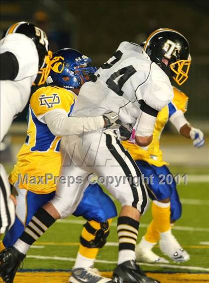 Thumbnail 3 in Verbum Dei vs. Bosco Tech photogallery.