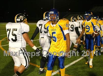 Thumbnail 2 in Verbum Dei vs. Bosco Tech photogallery.
