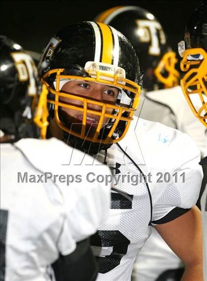 Thumbnail 2 in Verbum Dei vs. Bosco Tech photogallery.