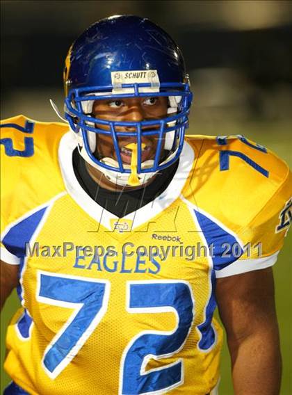 Thumbnail 1 in Verbum Dei vs. Bosco Tech photogallery.