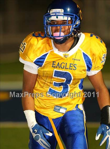 Thumbnail 3 in Verbum Dei vs. Bosco Tech photogallery.