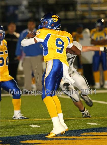 Thumbnail 3 in Verbum Dei vs. Bosco Tech photogallery.