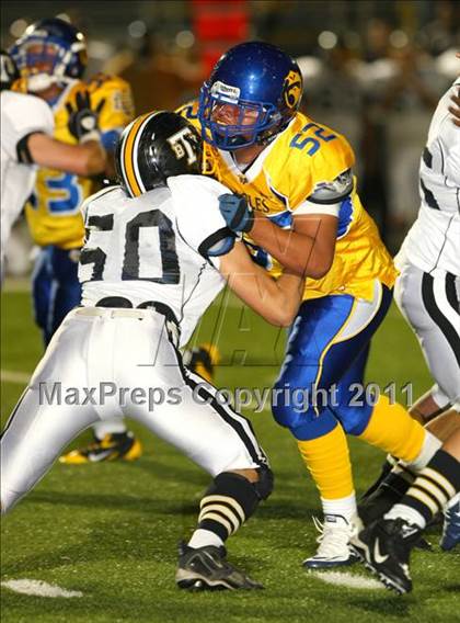 Thumbnail 3 in Verbum Dei vs. Bosco Tech photogallery.