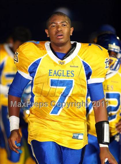 Thumbnail 1 in Verbum Dei vs. Bosco Tech photogallery.
