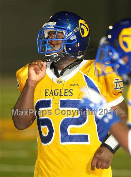 Thumbnail 1 in Verbum Dei vs. Bosco Tech photogallery.