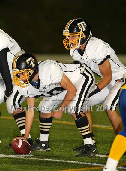 Thumbnail 3 in Verbum Dei vs. Bosco Tech photogallery.