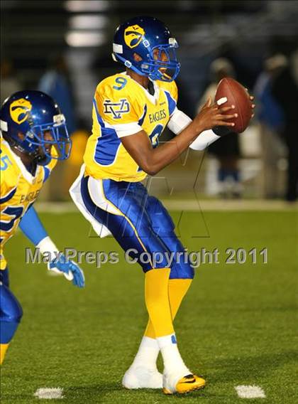 Thumbnail 2 in Verbum Dei vs. Bosco Tech photogallery.