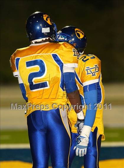 Thumbnail 2 in Verbum Dei vs. Bosco Tech photogallery.