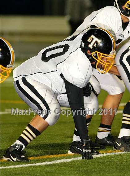Thumbnail 1 in Verbum Dei vs. Bosco Tech photogallery.