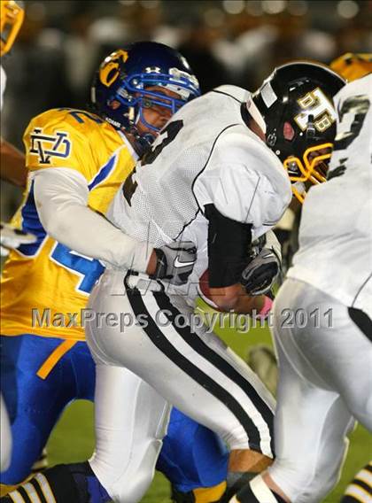 Thumbnail 2 in Verbum Dei vs. Bosco Tech photogallery.