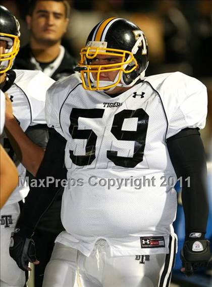 Thumbnail 1 in Verbum Dei vs. Bosco Tech photogallery.