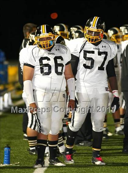 Thumbnail 3 in Verbum Dei vs. Bosco Tech photogallery.