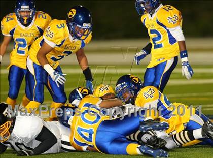 Thumbnail 3 in Verbum Dei vs. Bosco Tech photogallery.