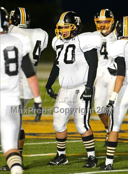 Thumbnail 1 in Verbum Dei vs. Bosco Tech photogallery.