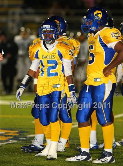 Thumbnail 3 in Verbum Dei vs. Bosco Tech photogallery.