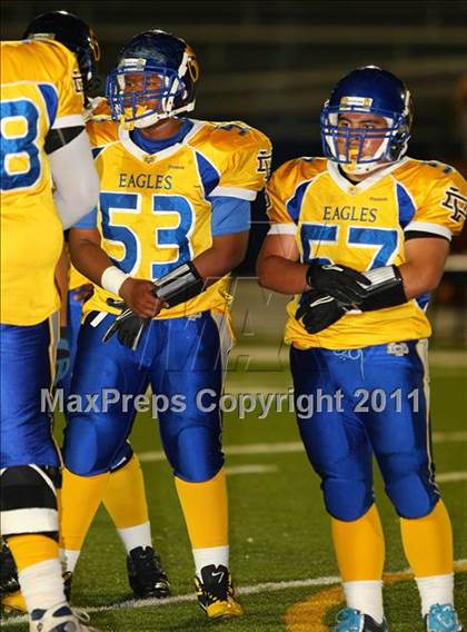 Thumbnail 2 in Verbum Dei vs. Bosco Tech photogallery.