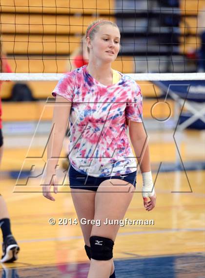 Thumbnail 2 in Carondelet vs. Dublin (Dougherty Valley Tournament) photogallery.