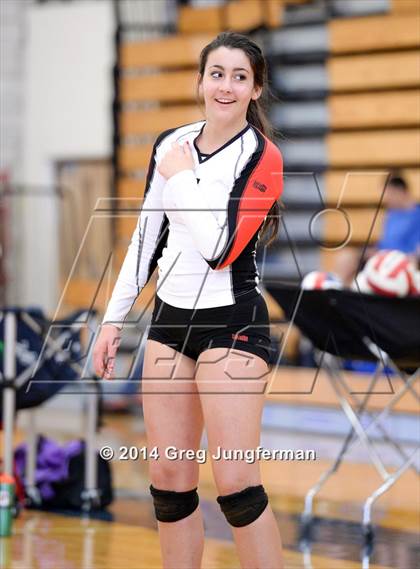 Thumbnail 2 in Carondelet vs. Dublin (Dougherty Valley Tournament) photogallery.
