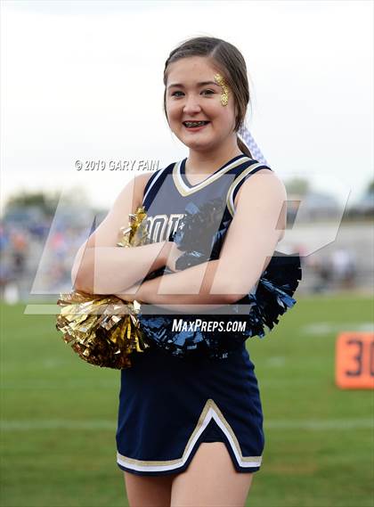 Thumbnail 3 in Red Bank @ Soddy Daisy photogallery.
