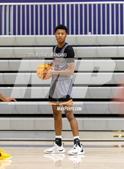 Thumbnail 1 in Fairfax vs. Lanier photogallery.