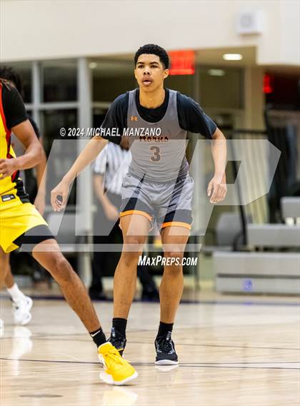 Thumbnail 3 in Fairfax vs. Lanier photogallery.