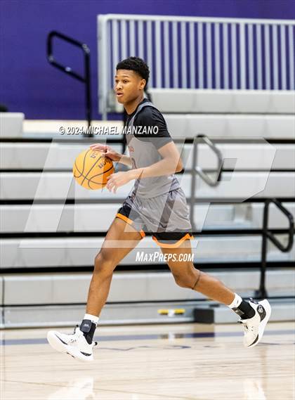 Thumbnail 3 in Fairfax vs. Lanier photogallery.