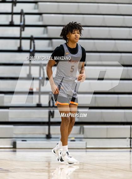 Thumbnail 1 in Fairfax vs. Lanier photogallery.