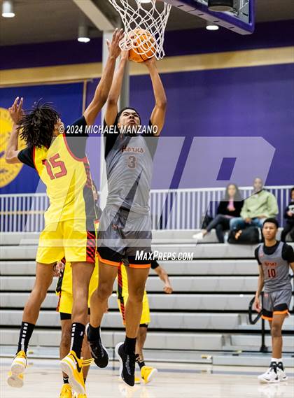 Thumbnail 1 in Fairfax vs. Lanier photogallery.