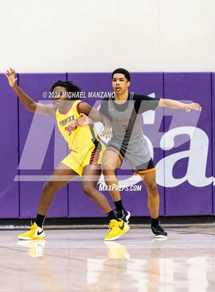 Thumbnail 2 in Fairfax vs. Lanier photogallery.
