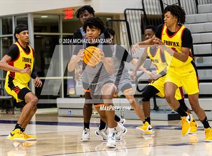 Thumbnail 2 in Fairfax vs. Lanier photogallery.